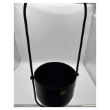 MODERN METAL HANGING PLANT POT