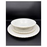 ROYAL ALBERT 'VAL D'OR' DISHES
