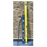PAIR OF LEVELS AND CROW BAR