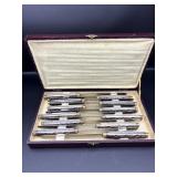 SET OF 12 VINTAGE STEAK KNIVES