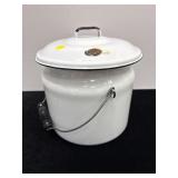 VINTAGE WHITE ENAMELWARE CHAMBER POT