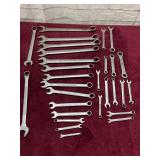 SELECTION OF STANDARD WRENCHES