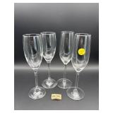 4 CHAMPAGNE GLASSES