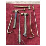 SELECTION OF PRY BARS AND HAMMERS