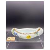 VINTAGE CLAMBROTH MILK GLASS CANOE