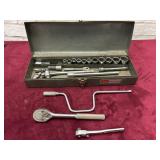 ASSORTED 12 POINT SOCKETS RATCHETS &S PEED HANDLE