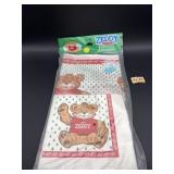 VINTAGE ZEDDY PAPER TABLECLOTH AND NAPKINS