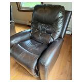 LA-Z-BOY LEATHER RECLINER
