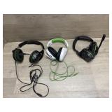(3) Gaming Headphones w: Mics
