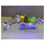 13PC Salt & Pepper Collection w/ Uranium