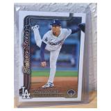 2025 Topps Yoshinobu Yamamoto Future Stars Card