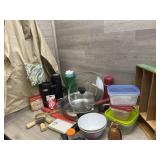 Kitchenwares Lot - Apron Skillet Tupperware W