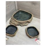 Thrive Resin Rock Look Water/Food Reptile Bowls