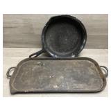 Cast Iron Skillet & Griddle