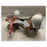 Vtg Union Metal Roller Skates