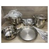 Stainless Pots & Pans - Most Look To Be New or