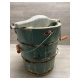 Vtg Ice Cream Maker -