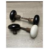 (4) porcelain Door Knobs -
