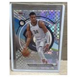 2022 Topps Giannis Antetokounmpo