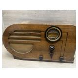 Philco 37-610 Radio-works