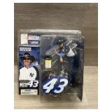 Action NASCAR Richard Petty Figure