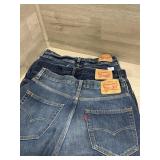 Leviï¿½s 36x34; 36x32; and sz 32 Shorts
