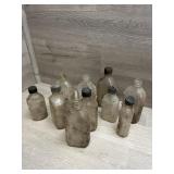 (10) Apothecary Bottles - ï¿½as foundï¿½