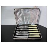 VINTAGE CASED SHEFFIELD NUTTER KNIVES