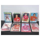 8 VINTAGE DETROIT RED WINGS HOCKEY CARDS