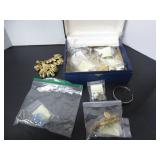 LARGE LOT OF OLDER COSTUME JEWELLRY