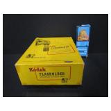 KODAK FLASHOLDER & FULL PACKAGE OF FLASHBULBS