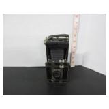 VINTAGE JIFFY KODAK SIX-20 CAMERA