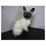 LARGE BESWICK ENGLAND SIAMESE CAT FIGURINE