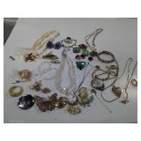 ANTIQUE AND VINTAGE JEWELLERY