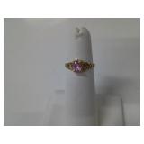 10 KT YELLOW GOLD AND PINK TOPAZ RING