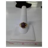 OLD ENGLISH 10 KT YELLOW GOLD RING, SIZE 11