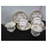 4 ROYAL ALBERT VINTAGE DIMITY ROSE CUPS & SAUCERS