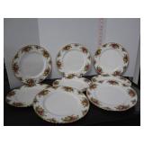 8 ROYAL ALBERT OLD COUNTRY ROSES DINNER PLATES