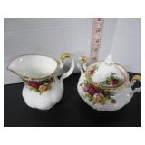 ROYAL ALBERT OLD COUNTRY ROSES CREAM & SUGAR