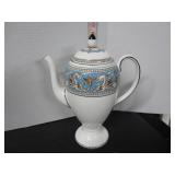 WEDGEWOOD FLORENTINE TURQUOISE PATTERN COFFEE POT
