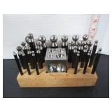 25 PIECE DAPPING-DOMING JEWELRY PUNCH BLOCK SET