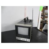 VINTAGE REALISTIC PORTAVISION COLOUR TV