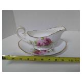 ROYAL ALBERT AMERICAN BEAUTY GRAVY BOAT