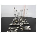 LARGE LOT OF SILVER PLATED CUTLERY