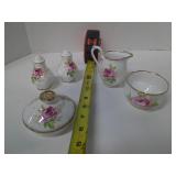 ROYAL ALBERT AMERICAN BEAUTY SALT AND PEPPER