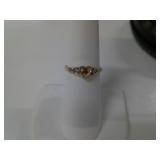 10 KT GOLD RING, ABOUT SIZE 5