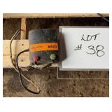 Gallagher M120 Electric Fencer With Reducer