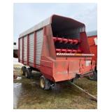 Miller Pro 5100 Forage Wagon