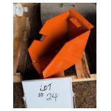 Unused ValMetal Stable Cleaner Corner Box