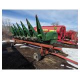 J.D. 606C 6 Row Stalk Master Corn Head